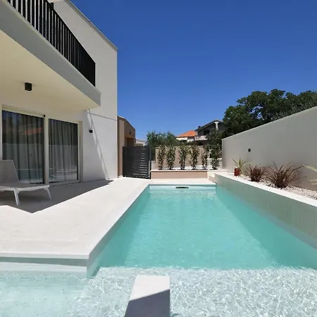 Tatil Evi Delilah Mit Privatem Pool Zadar